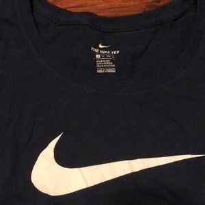 Nike tee